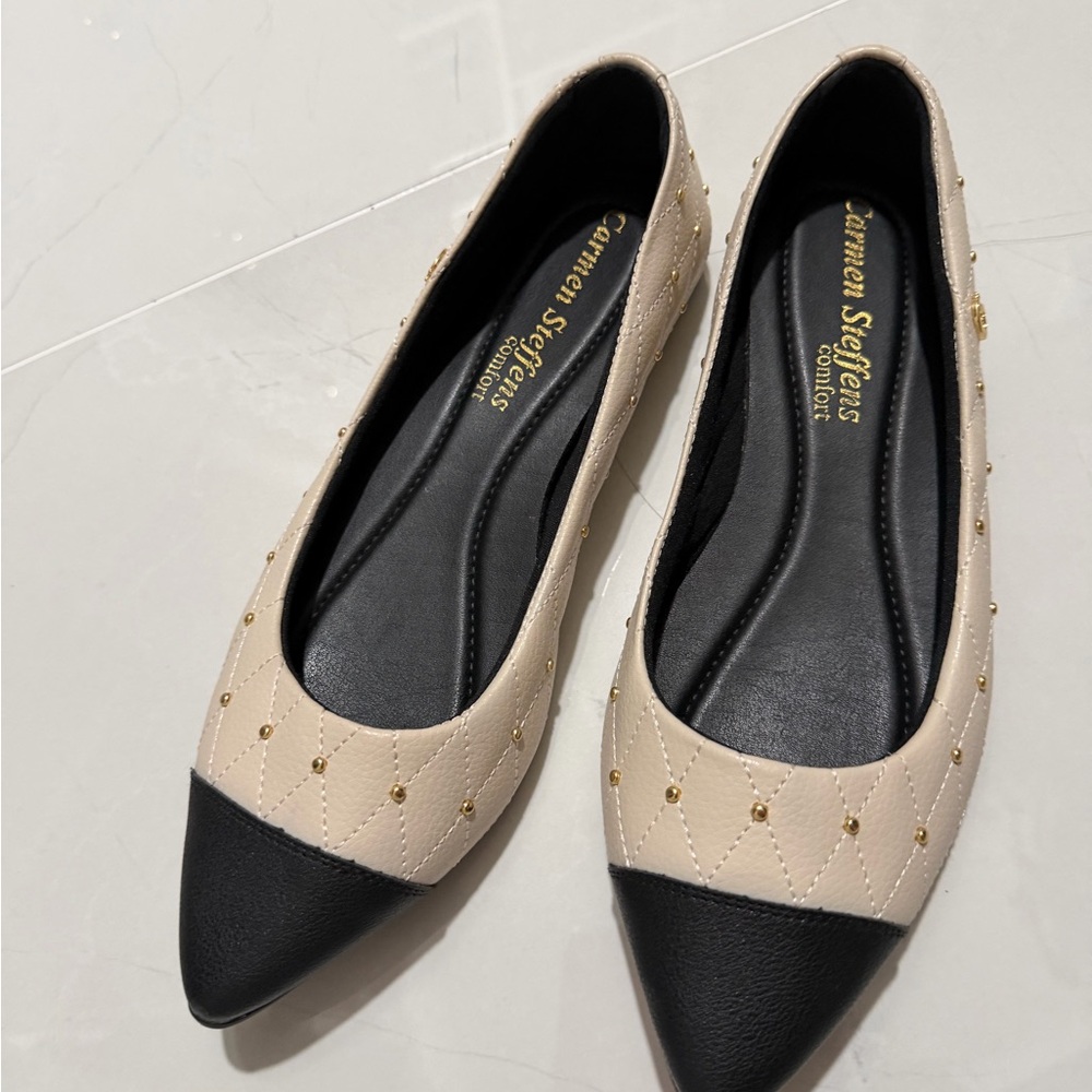 Carmen Steffens Black and Cream Quilted Flats